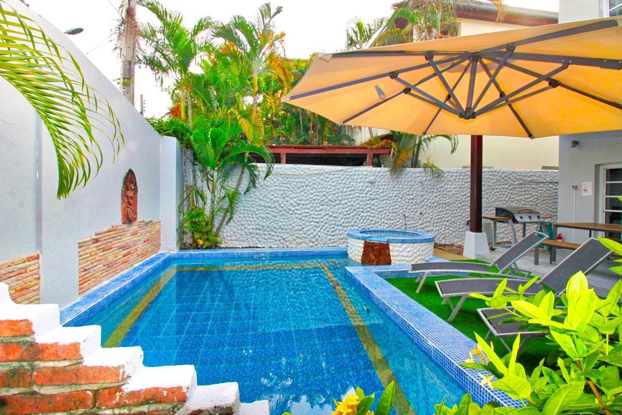 Grande Adam Private Pool Villa Pattaya Exterior foto